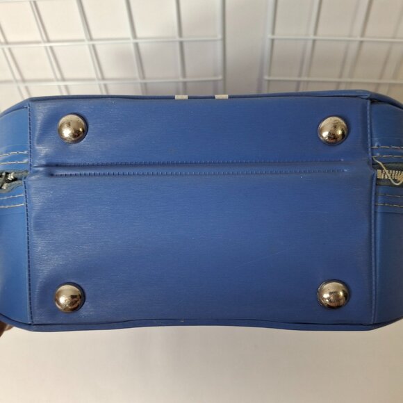 Vintage Travel Hat Box Round 1960s Suitcase Blue With 2 White Stripes - Picture 16 of 16